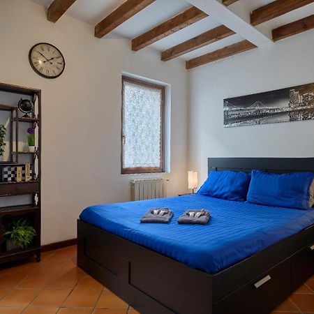 Il Lusso Della Semplicita Apartman Piacenza Kültér fotó